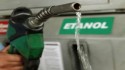 Com alto volume de produção, queda no preço do etanol não se reflete para o consumidor