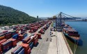 Brasil fechará 2023 com queda de exportação e mais importações