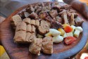 Maior churrasco de beira de praia do mundo terá carne de búfalo, neste sábado (27)