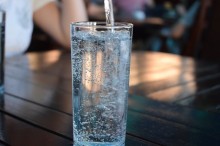 Justiça suspende fornecimento gratuito de água filtrada em SP