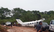 Corpos de vítimas em queda de avião no Amazonas são resgatados