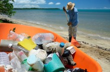 Ambientalistas e empresários 'não chegam a acordo' sobre economia circular do plástico