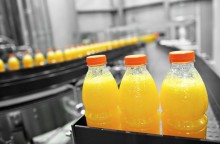 Impulsionada pelo consumo de suco, indústria da laranja supera as expectativas