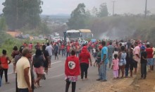 URGENTE: Militantes do MST fecham importante rodovia da Bahia