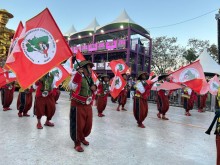 Prefeito de Cariacica critica desfile de escola de samba e anuncia corte de verba