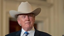 EUA impõem novas tarifas e ampliam guerra comercial com Canadá, México e China