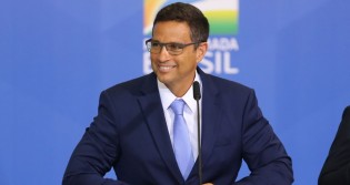 (CRÉDITO: FÁBIO POZZEBOM/AGÊNCIA BRASIL)