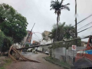 Ciclone extratropical deixa estragos no Rio Grande do Sul (veja o vídeo)