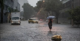 Novembro inicia com temporais e ventania; veja a previsão para o dia