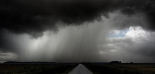 Frente fria traz chuva no Sul e faz calor no Norte